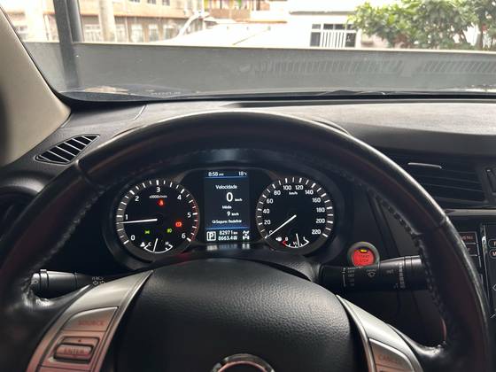 NISSAN FRONTIER 2.3 16V TURBO DIESEL LE CD 4X4 AUTOMÁTICO NISSAN FRONTIER 2.3 16V TURBO DIESEL LE CD 4X4 AUTOMÁTICO